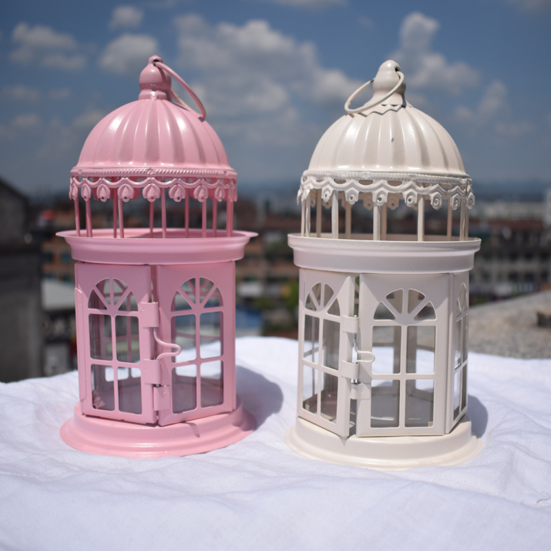 European Style Retro Iron Art Windproof Glass Wedding Storm Lantern Bird Cage Candle Holders Barn Lantern Gift Wedding Romantic Ornaments