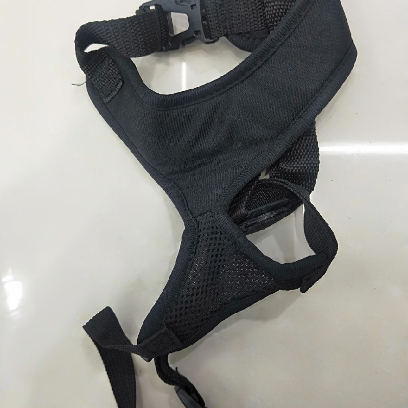 Lucky leash instrument magnetic retractable pet drawstring reflective pet collar drawstring vest