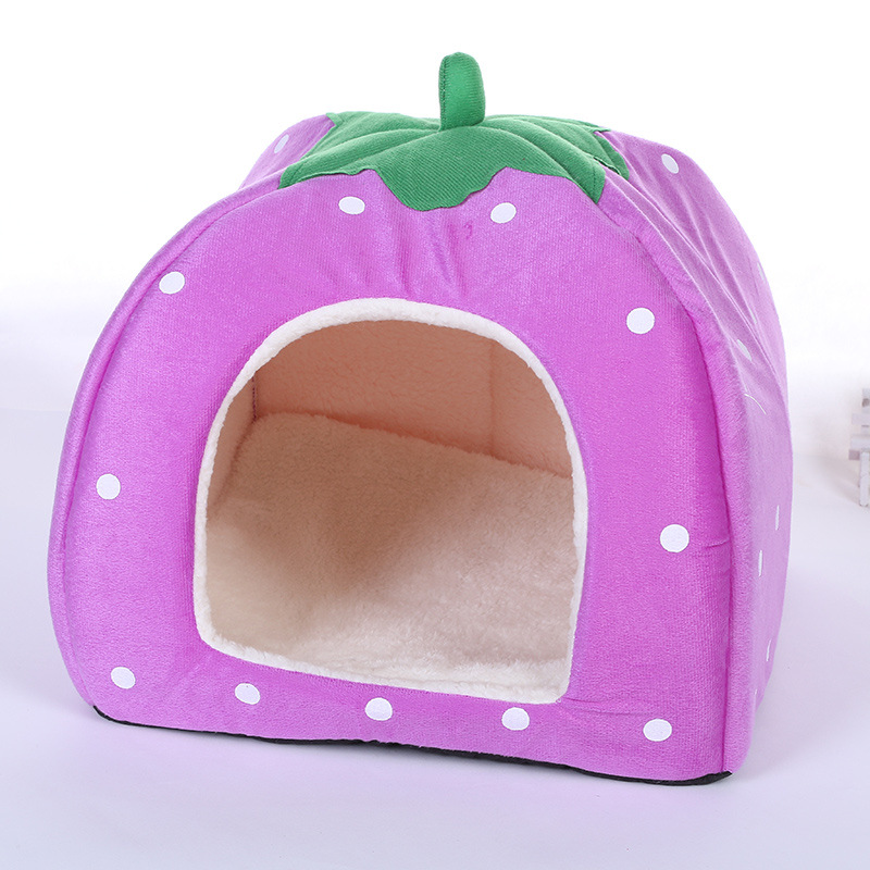 Creative pet supplies kennel strawberry kennel pet kennel can be dismantled and washed kennel mat manufacturers wholesale customized