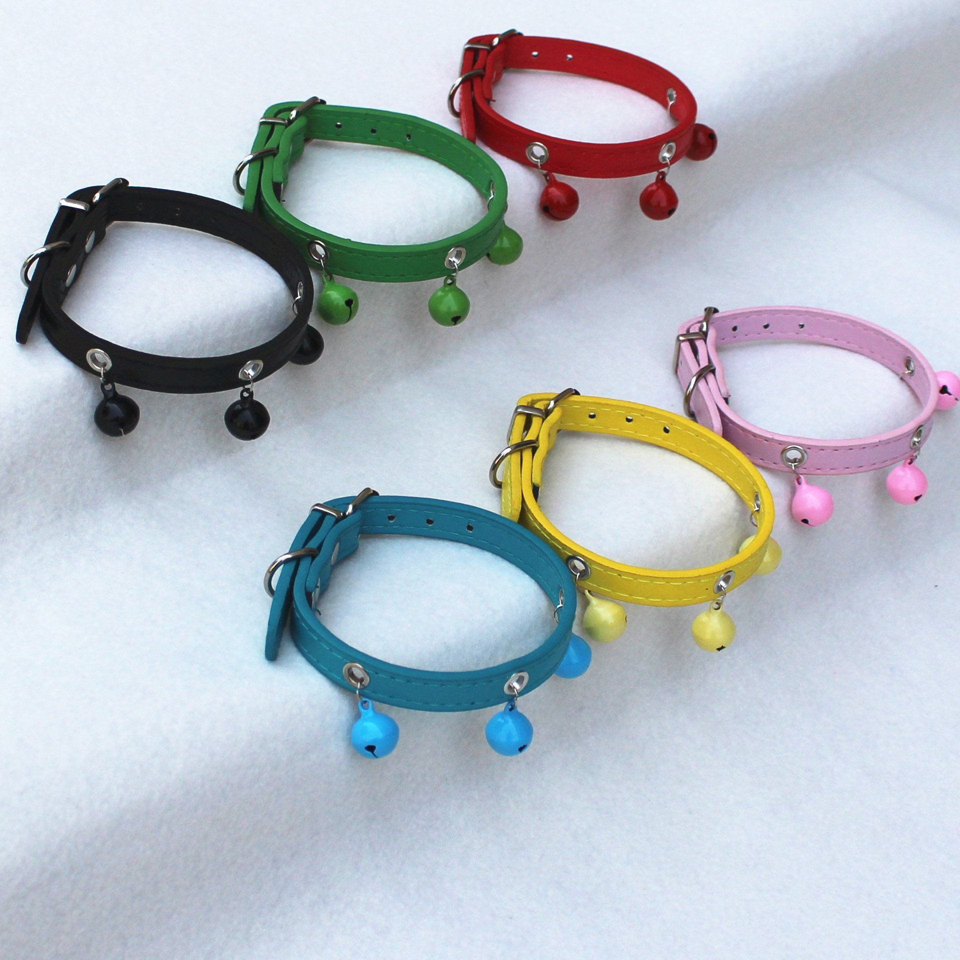 Pet Bell Collar PU Leather Paint Bell Fashion Candy Color Bite-Proof Protector Dogs and Cats Hand Holding Rope Pet Bell Collar PU Leather Paint Bell Fashion Candy Color Bite-Proof Protector Dogs and Cats Hand Holding Rope