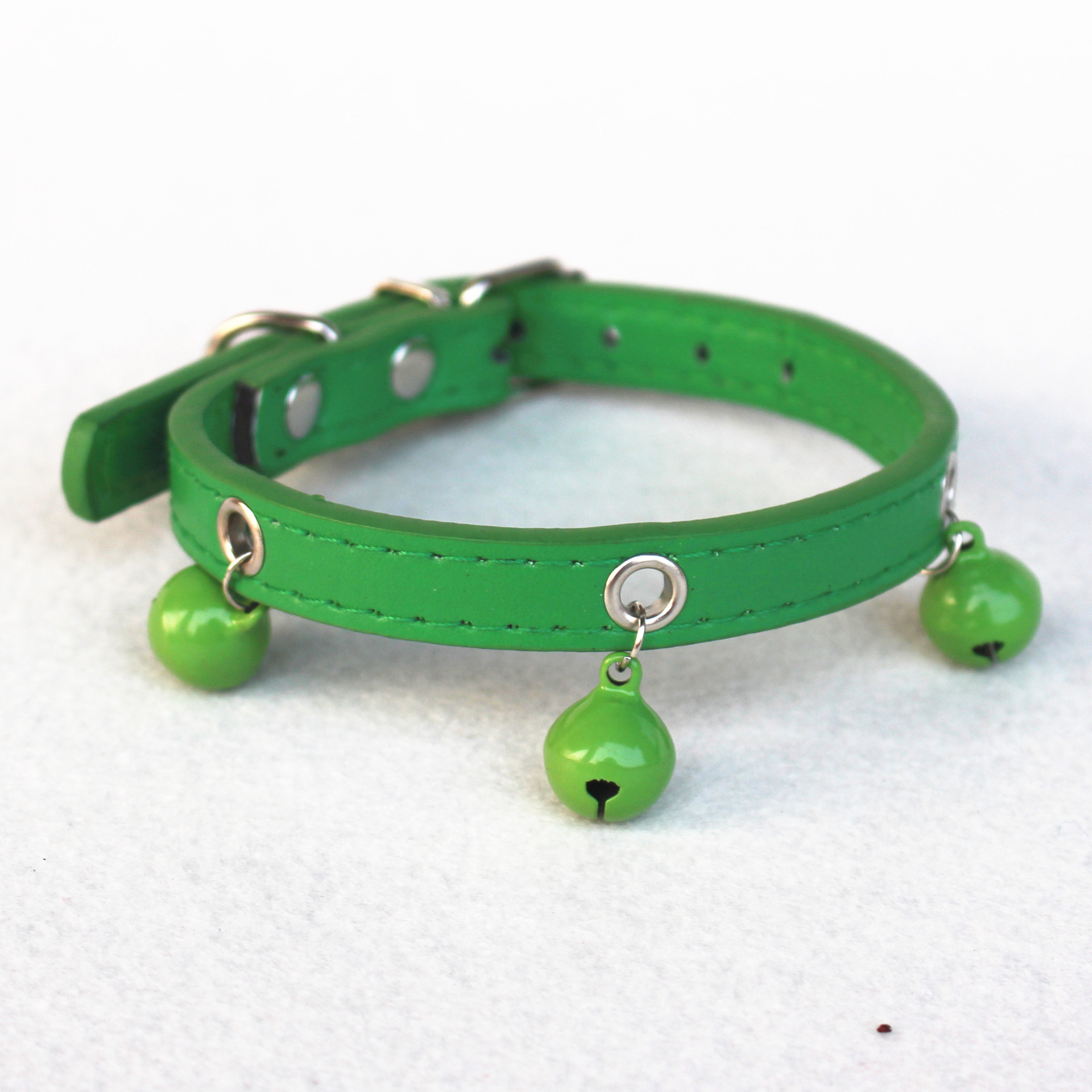 Pet Bell Collar PU Leather Paint Bell Fashion Candy Color Bite-Proof Protector Dogs and Cats Hand Holding Rope Pet Bell Collar PU Leather Paint Bell Fashion Candy Color Bite-Proof Protector Dogs and Cats Hand Holding Rope