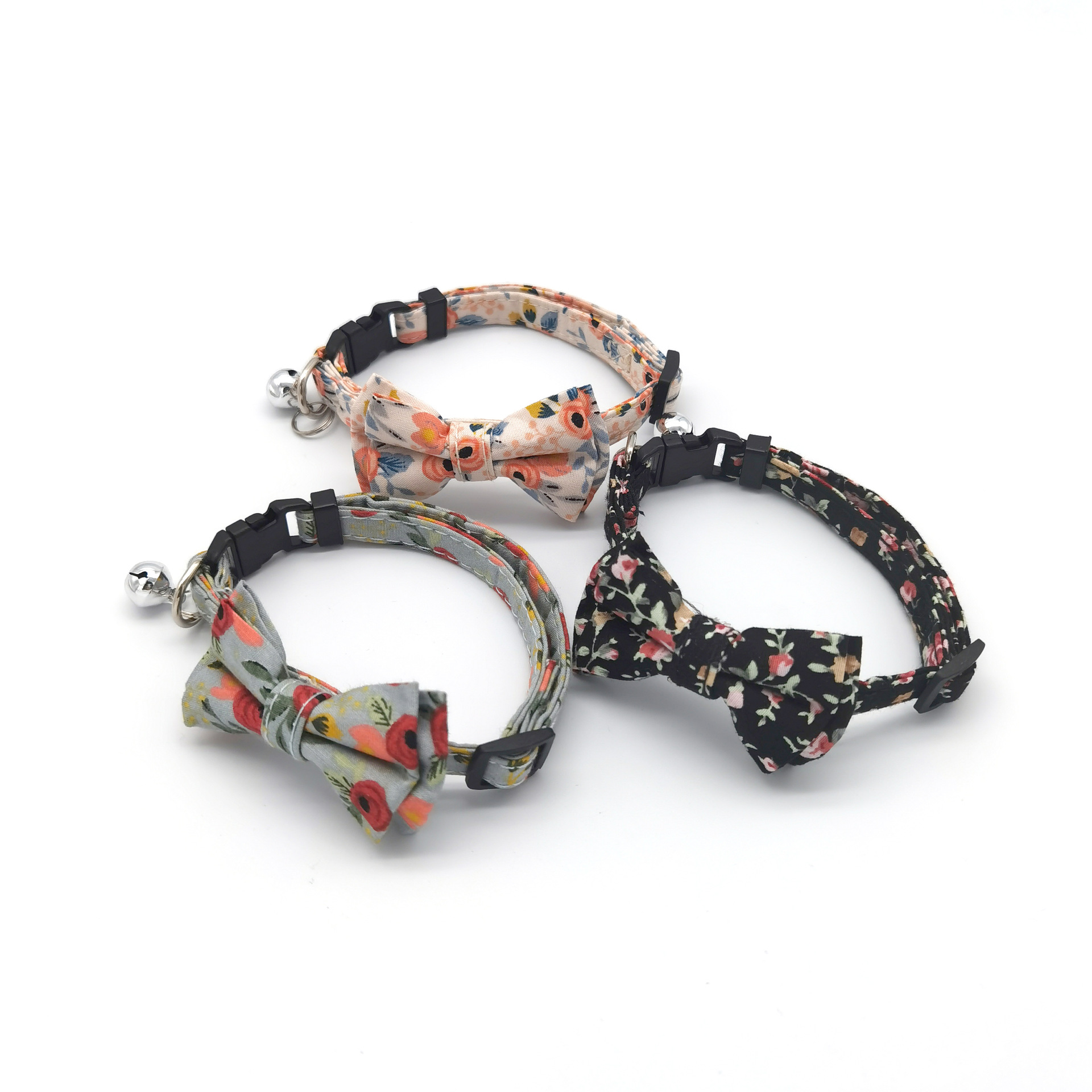 2021 New Floral Plaid Collar Pet Bell Collar Cat Bow Collar Cross-Border Recommended Cat Collar