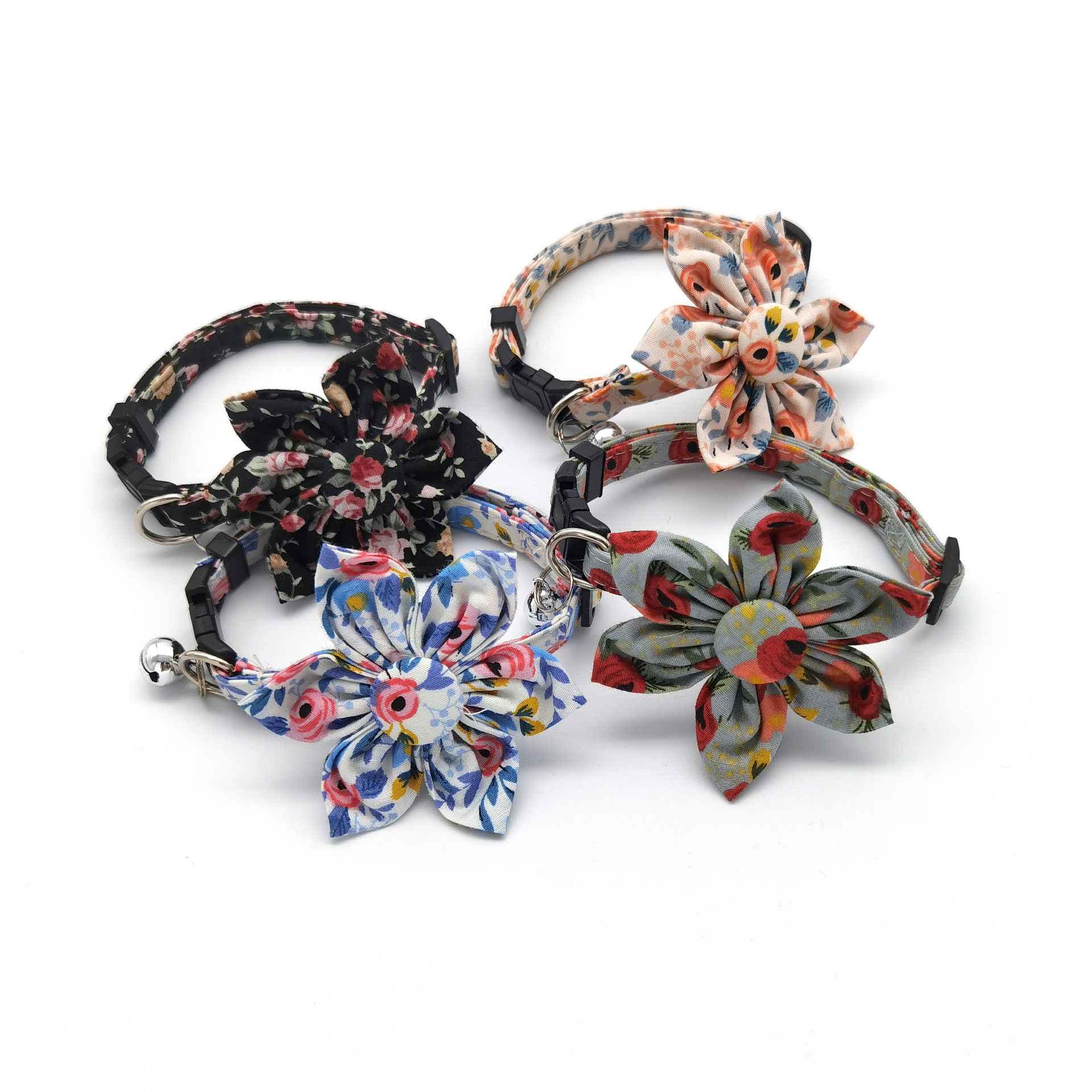 2021 New Floral Pet Plaid Collar Pet Bell Collar Cotton Bow Collar Cute Cat Collar 2021 New Floral Pet Plaid Collar Pet Bell Collar Cotton Bow Collar Cute Cat Collar