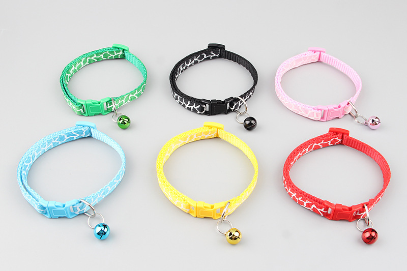 New Crack Multi-Color Optional Pet Bell Collar Small Dog Cat Neckerchief Cover Cat Bell Collar Dogs and Cats Items New Crack Multi-Color Optional Pet Bell Collar Small Dog Cat Neckerchief Cover Cat Bell Collar Dogs and Cats Items