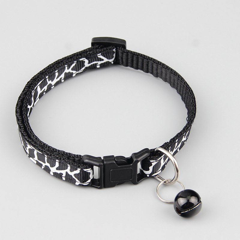 New Crack Multi-Color Optional Pet Bell Collar Small Dog Cat Neckerchief Cover Cat Bell Collar Dogs and Cats Items New Crack Multi-Color Optional Pet Bell Collar Small Dog Cat Neckerchief Cover Cat Bell Collar Dogs and Cats Items