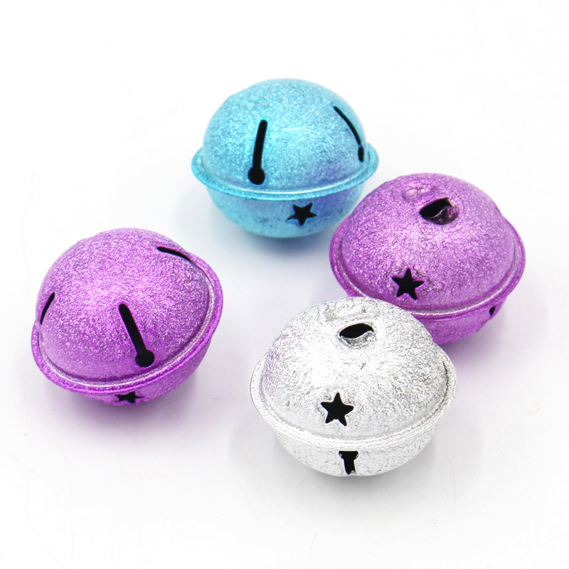 Pet Bell Cat Dog Bell 4cm Hollow Star Dog Necklace Pendant Pet Supplies Accessories