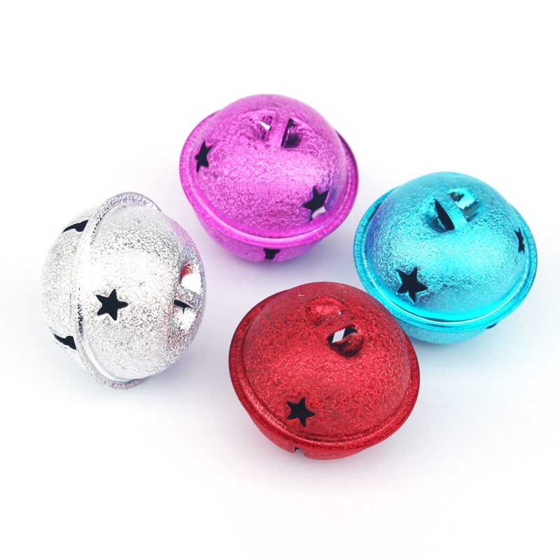 Pet Bell Cat Dog Bell 4cm Hollow Star Dog Necklace Pendant Pet Supplies Accessories