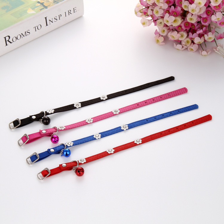 1.0 Pet Three-Flower Diamond Collar Pet Elastic Collar Small Dog Collar Pet Bell Collar Cat Neck Strap