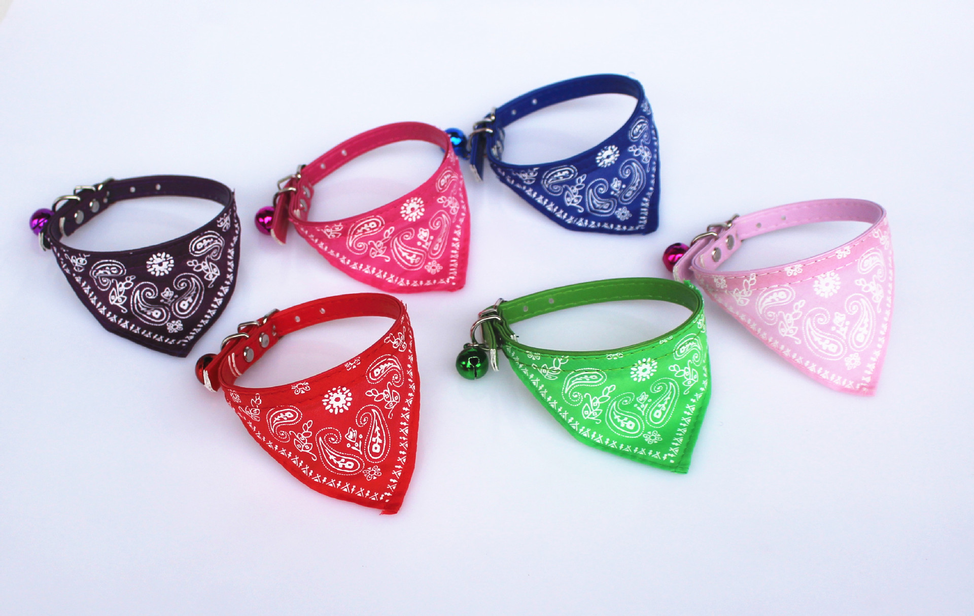 Pet Bell Triangular Binder Cat Pu Collar Dog Saliva Towel Scarf for Small Dogs Pet Decorations