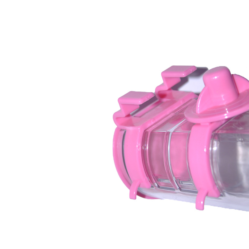 High quality stainless steel, beaded drinking fountain water bottle for a pet dog can be hung on the wall of the cage drinking bottle High quality stainless steel, beaded drinking fountain water bottle for a pet dog can be hung on the wall of the cage drinking bottle