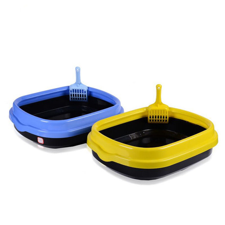 The factory supplies semi - enclosed cat litter pan toilet bedpan cat cat cat litter pan pet supplies with a shovel