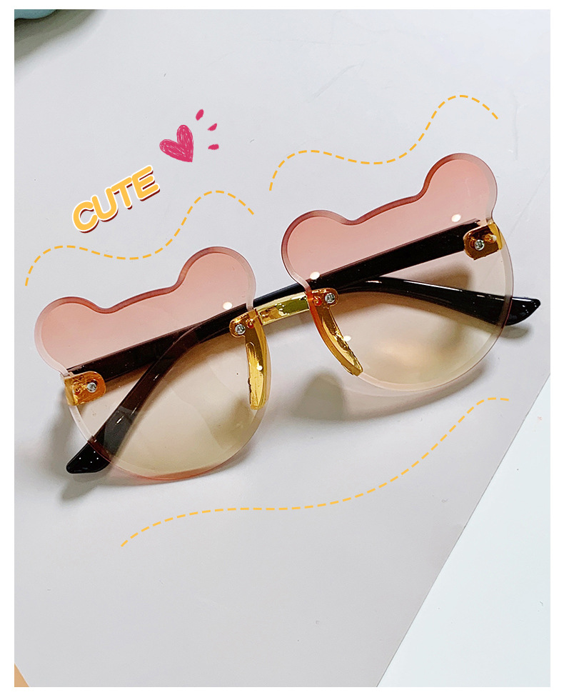 Children's Toy Glasses Cartoon Cute Discolored Sunglasses New Korean Style Frameless Small Face Cats' Eye Sunglasses Women Children's Toy Glasses Cartoon Cute Discolored Sunglasses New Korean Style Frameless Small Face Cats' Eye Sunglasses Women