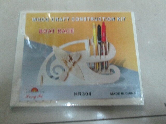 2 smaller wooden puzzles jigsaw pencil pattern 304  306