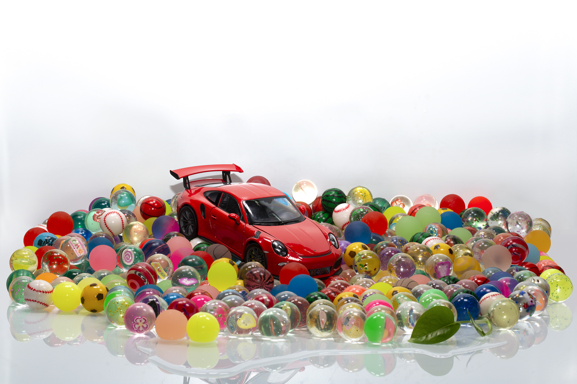 Victor No. 27 Floating Water Elastic Ball Amusement Park Video Game City Toy Bouncy Ball Playing Water Rubber Solid Bouncing Ball Victor No. 27 Floating Water Elastic Ball Amusement Park Video Game City Toy Bouncy Ball Playing Water Rubber Solid Bouncing Ball