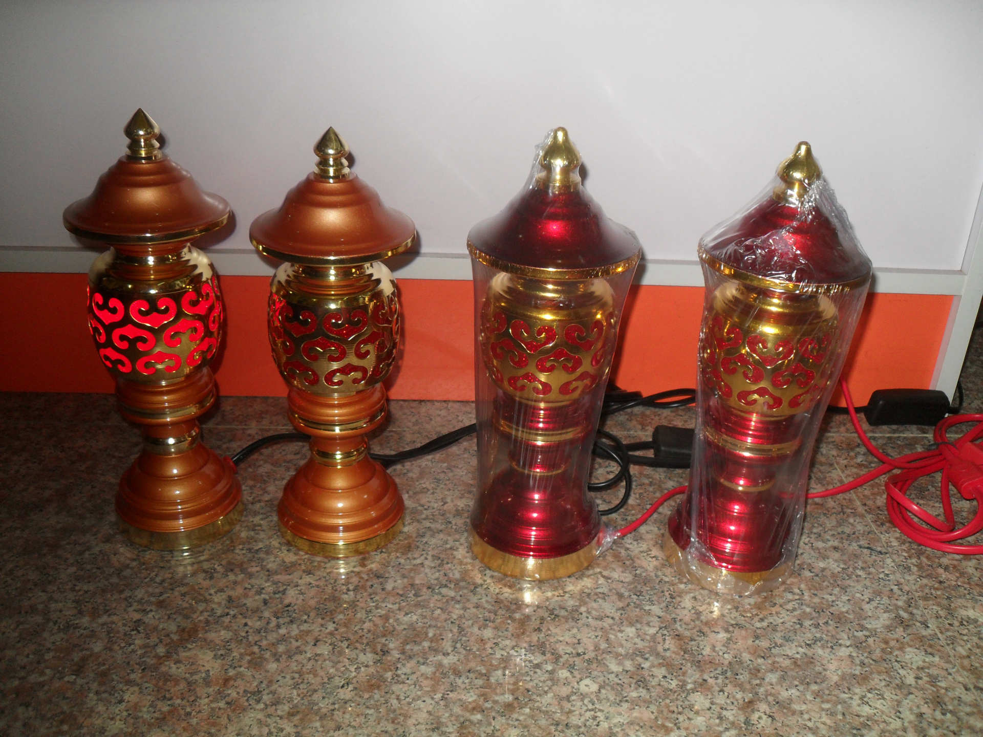 Yiwu Factory Direct Sales Buddhist Supplies Buddha Front Lantern Black Red Lotus Lantern