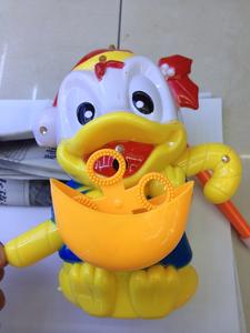 The new Donald Duck bubble gun