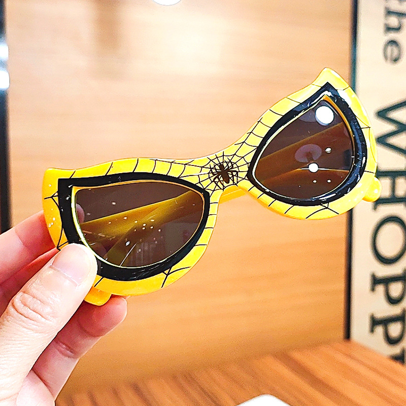 Kid's Eyewear UV-Proof Sunglasses Spider-Man Sunscreen for Boys Sunglasses Toy Glasses Kid's Eyewear UV-Proof Sunglasses Spider-Man Sunscreen for Boys Sunglasses Toy Glasses