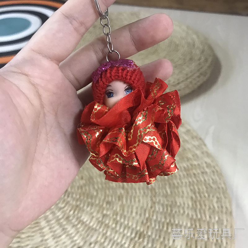 Web celebrity girls toy barbie mini gummy doll 8 cm with a hat surprise doll key pendant