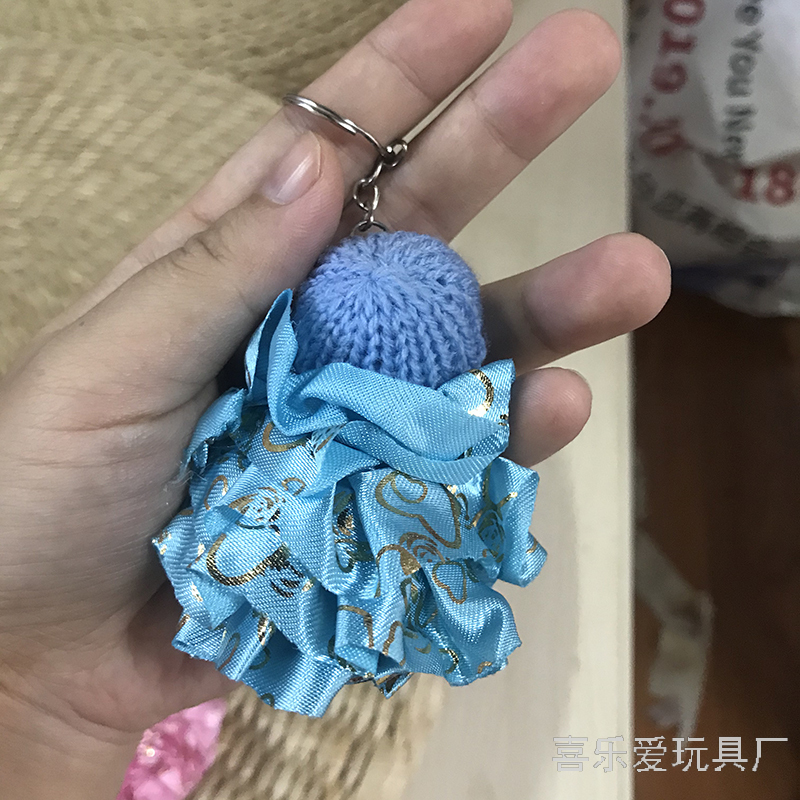 Web celebrity girls toy barbie mini gummy doll 8 cm with a hat surprise doll key pendant Web celebrity girls toy barbie mini gummy doll 8 cm with a hat surprise doll key pendant