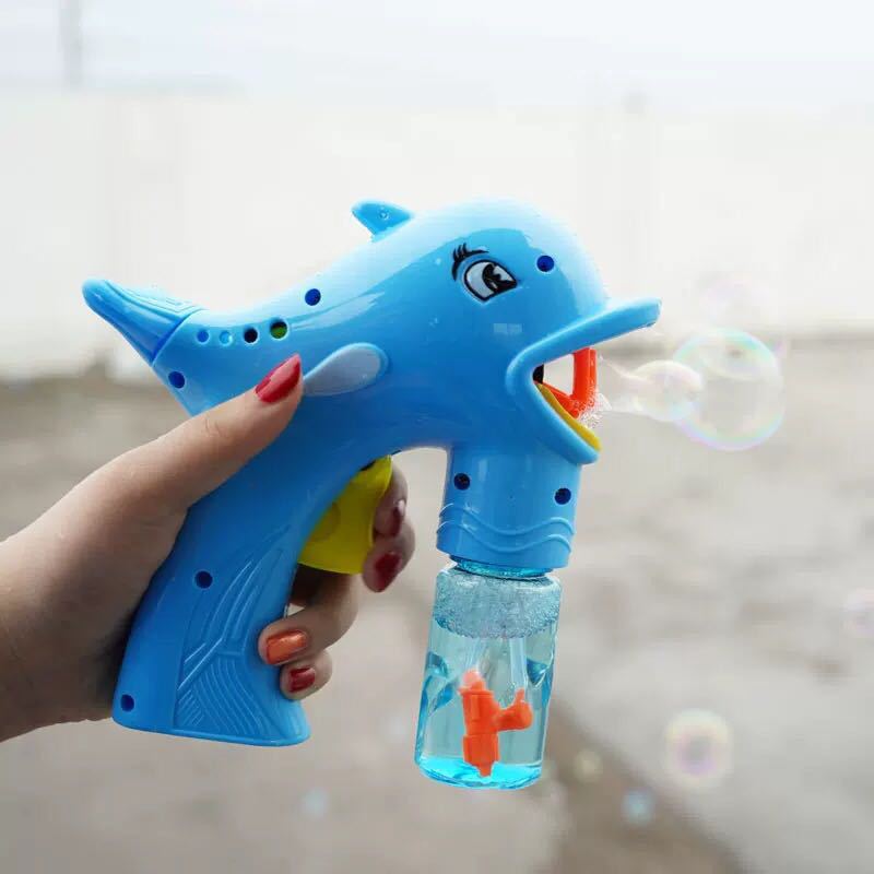 The latest inertial bubble gun park Square toy stall blowing bubble machine water cartoon dolphin bubble machine wholesale