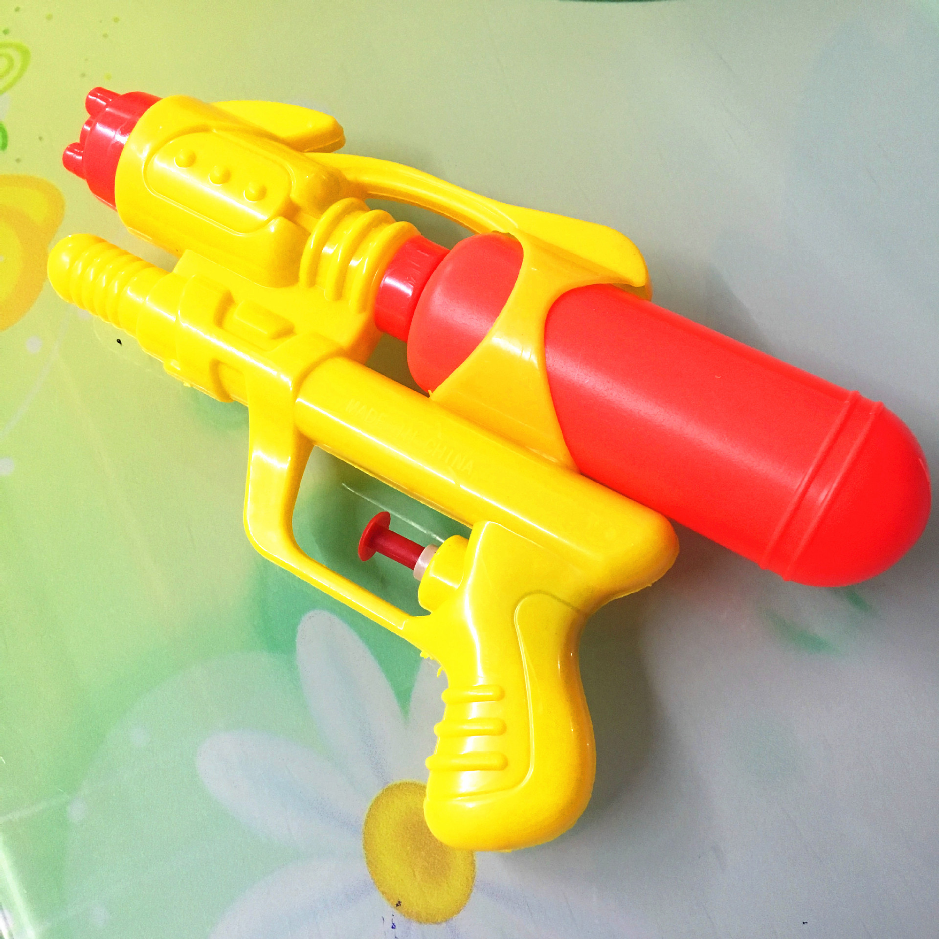 2 Yuan Toy 917 Beach Toy Water Gun Children Outdoor Bath Swimming Drifting Water Gun Stall Toy