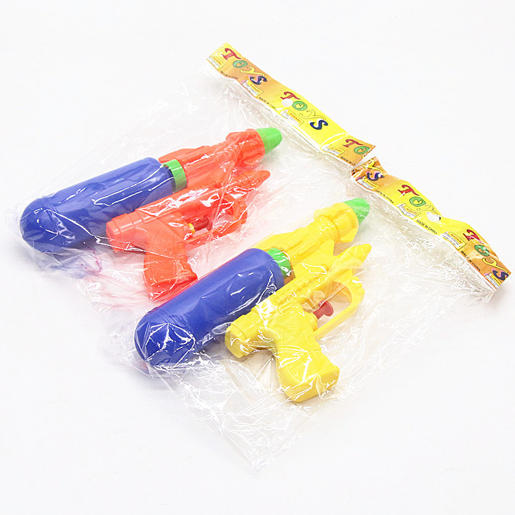 Toy water gun summer beach water gun wholesale summer street hot selling small gifts new gifts