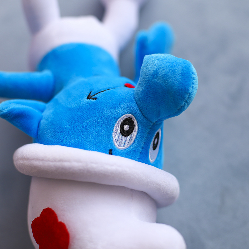 The factory sells the new Smurfs of the new Smurfs dolls of blue daddy blue daddy blue sister silly doll children dolls.