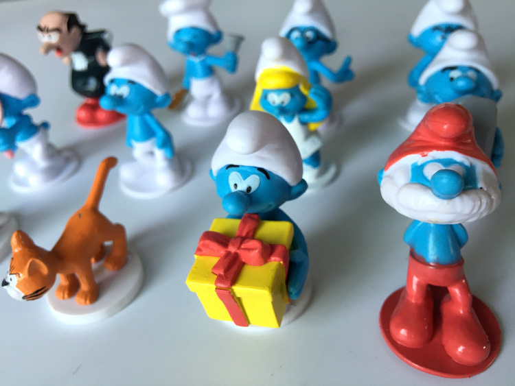 Blue Elf Lost Village Blue Sister Wizard Azcat 12 Ornaments Smurfs