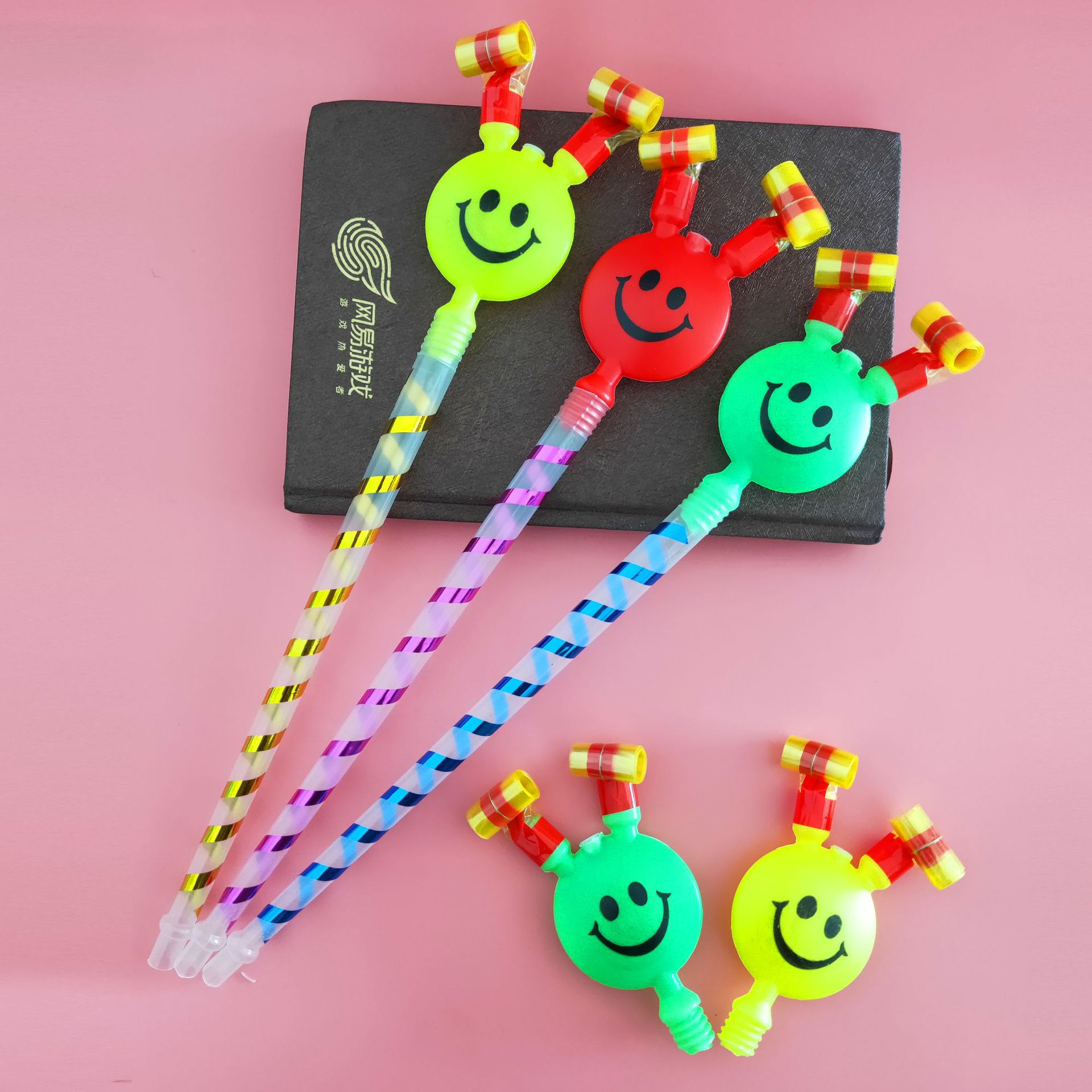 Large Smiling Face Blowing Dragon Whistle Blowing Children&#039;s Toy Clown Party Gathering Cheering Props Stall Wholesale