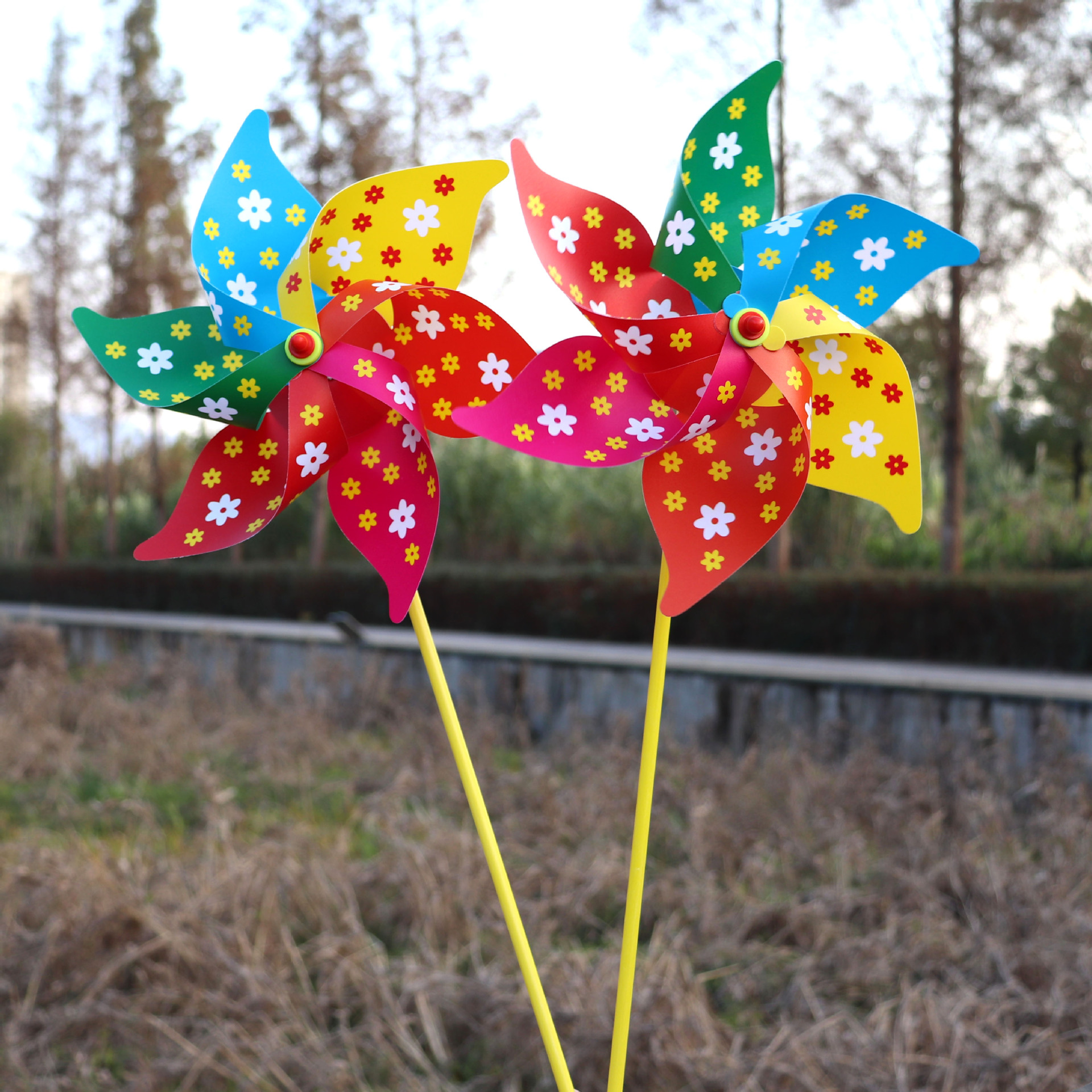30cm Six-Leaf Plum Windmill DIY Colorful Children's Toys PVC Waterproof Outdoor Park Scenic Spot Plug-in Advertising