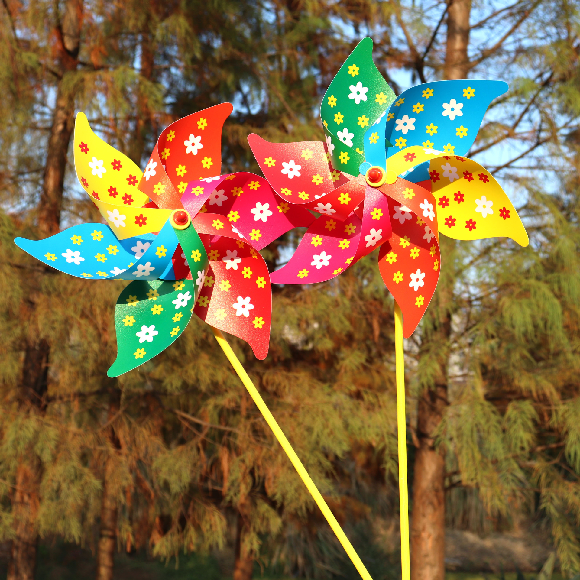 30cm Six-Leaf Plum Windmill DIY Colorful Children's Toys PVC Waterproof Outdoor Park Scenic Spot Plug-in Advertising