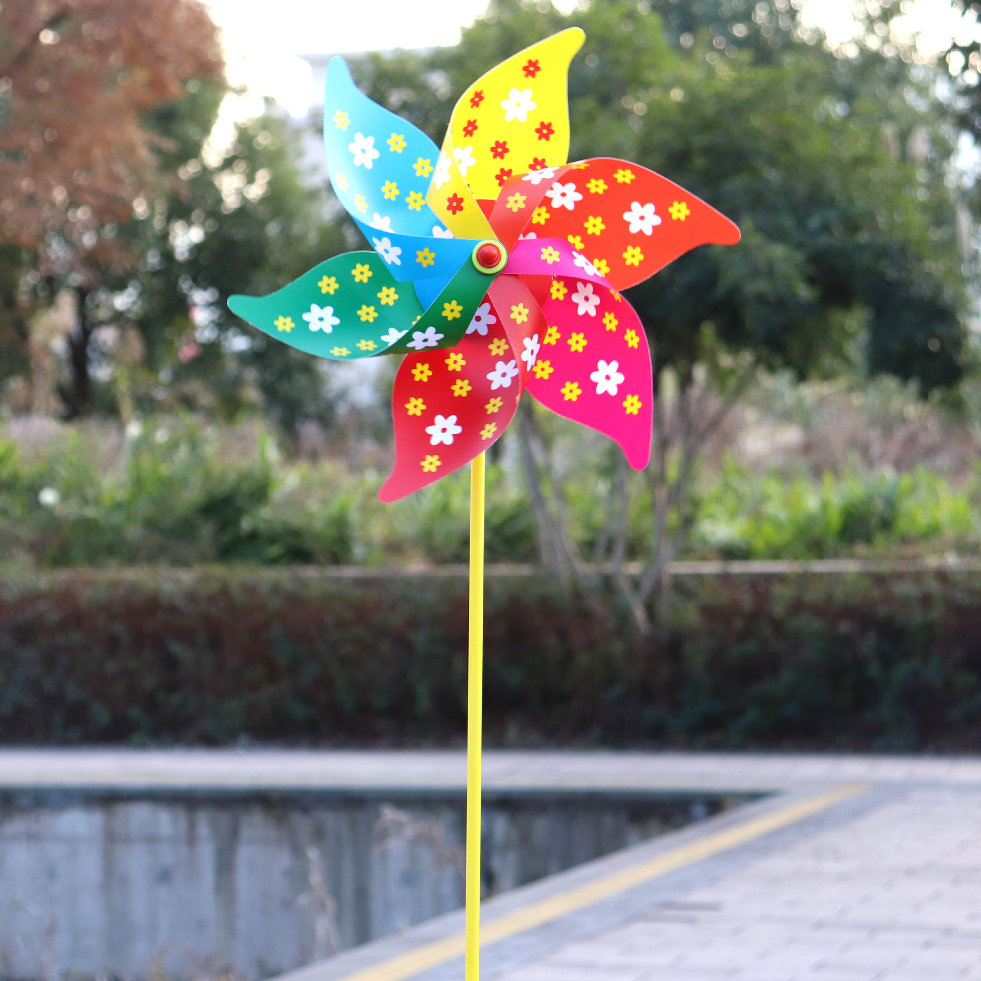 30cm Six-Leaf Plum Windmill DIY Colorful Children's Toys PVC Waterproof Outdoor Park Scenic Spot Plug-in Advertising