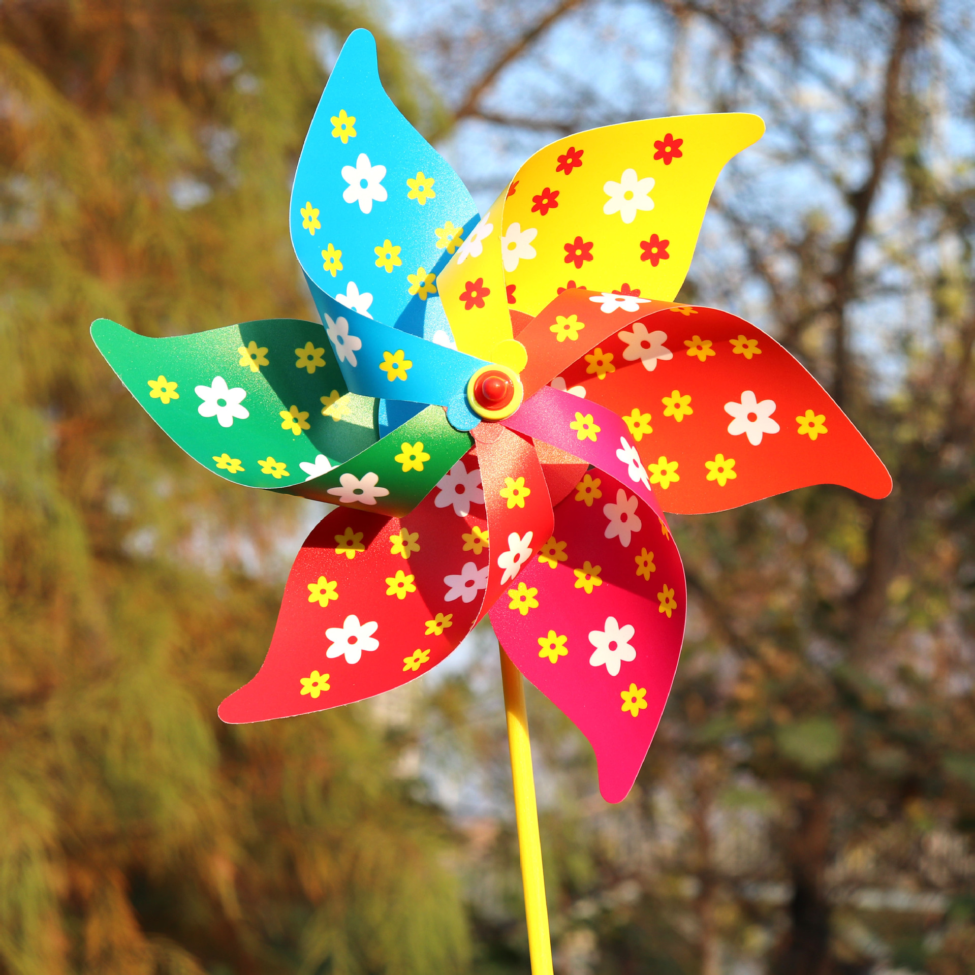 30cm Six-Leaf Plum Windmill DIY Colorful Children's Toys PVC Waterproof Outdoor Park Scenic Spot Plug-in Advertising