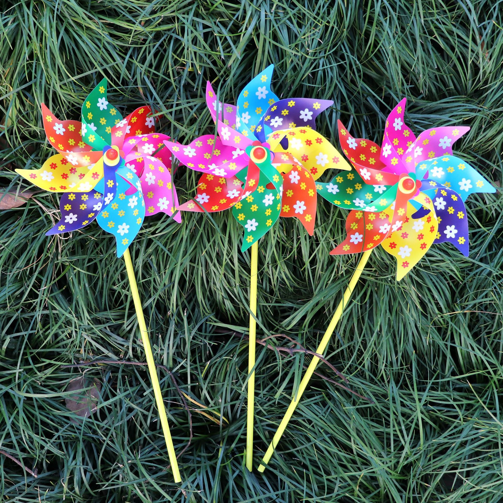 24cm Eight Leaf Plum Blossom Windmill Children's Toy DIY Little Windmill Gift Advertising Festival Park Kindergarten Decoration 24cm Eight Leaf Plum Blossom Windmill Children's Toy DIY Little Windmill Gift Advertising Festival Park Kindergarten Decoration