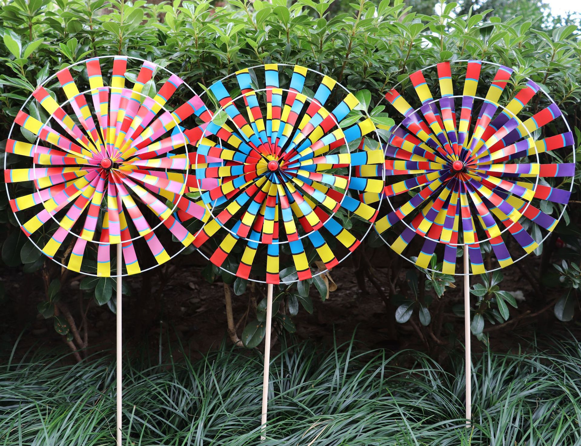 Traditional Retro Old Beijing Double-Layer Rotating Wooden Pole Windmill Children's Toy Stall Scenic Spot Park Decoration Wholesale Traditional Retro Old Beijing Double-Layer Rotating Wooden Pole Windmill Children's Toy Stall Scenic Spot Park Decoration Wholesale