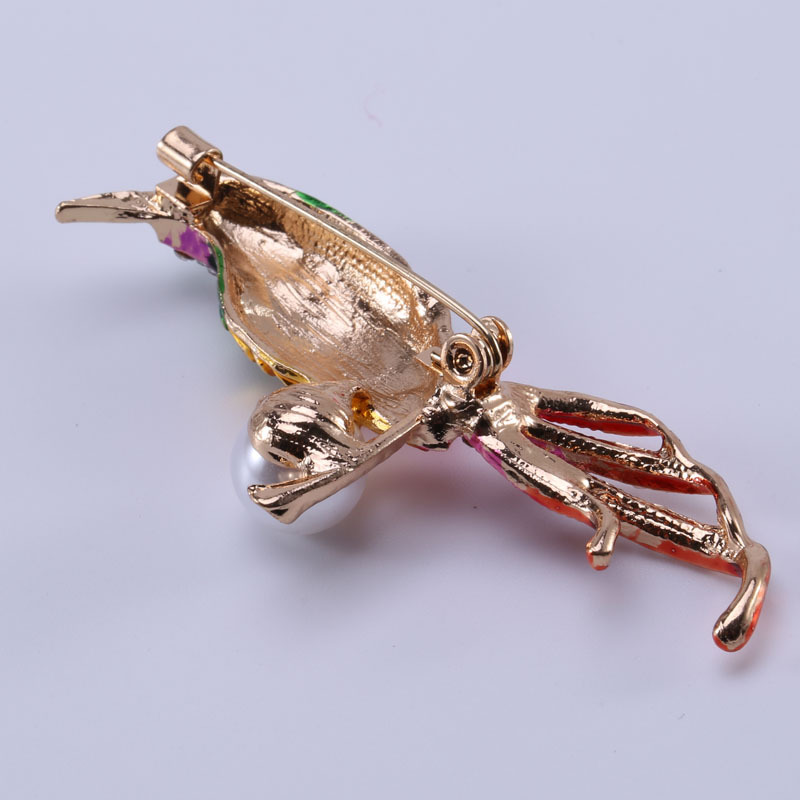 New crystal enamel pearl animal brooch Korean version of the drill lovely animal brooch joker
