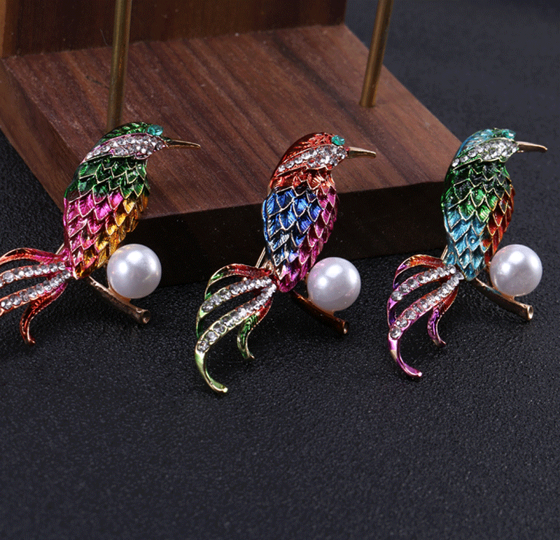 New crystal enamel pearl animal brooch Korean version of the drill lovely animal brooch joker
