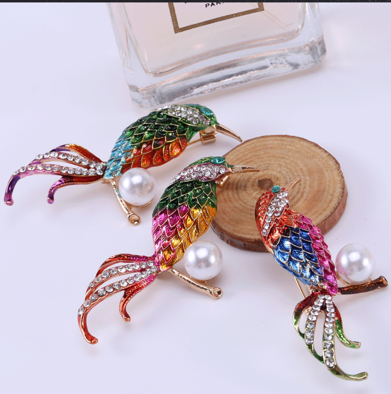 New crystal enamel pearl animal brooch Korean version of the drill lovely animal brooch joker