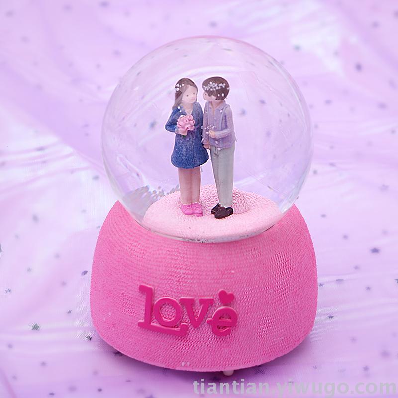 Resin Craft Presents a Stylish men&#039;s and women&#039;s Crystal Ball Box dream luminous snowflakes Music Box