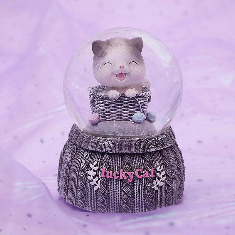 Resin craft Set up a lovely Cat Crystal Ball music box dream Luminous Snowflake Music box