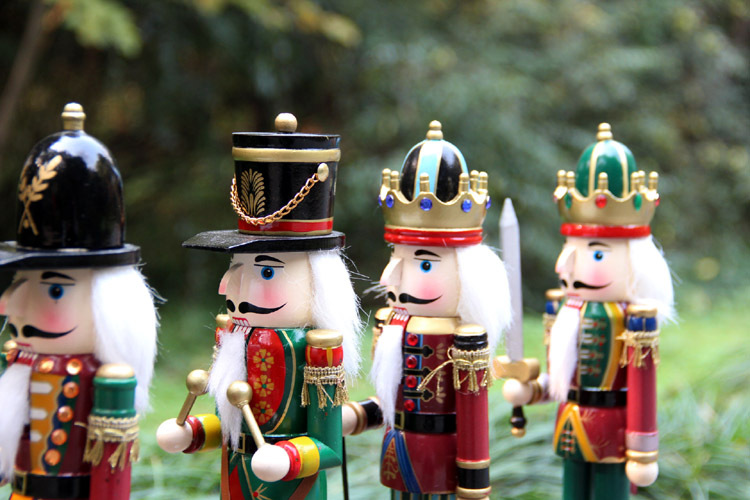 Nutcracker Soldier Puppet Creative Cartoon Character Bookcase Home Desktop Decoration Ornaments Nutcracker Soldiers Nutcracker Soldier Puppet Creative Cartoon Character Bookcase Home Desktop Decoration Ornaments Nutcracker Soldiers
