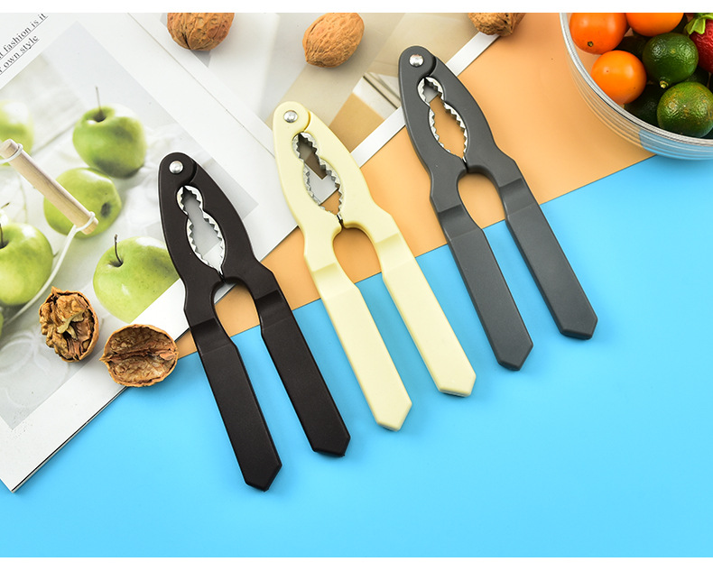 Zinc Alloy Walnut Cracker Nut Clip MultiPurpose Nutcracker Fruit Opener Siberian Hazelnut Clip Walnut Pliers Crab Pincer Zinc Alloy Walnut Cracker Nut Clip MultiPurpose Nutcracker Fruit Opener Siberian Hazelnut Clip Walnut Pliers Crab Pincer