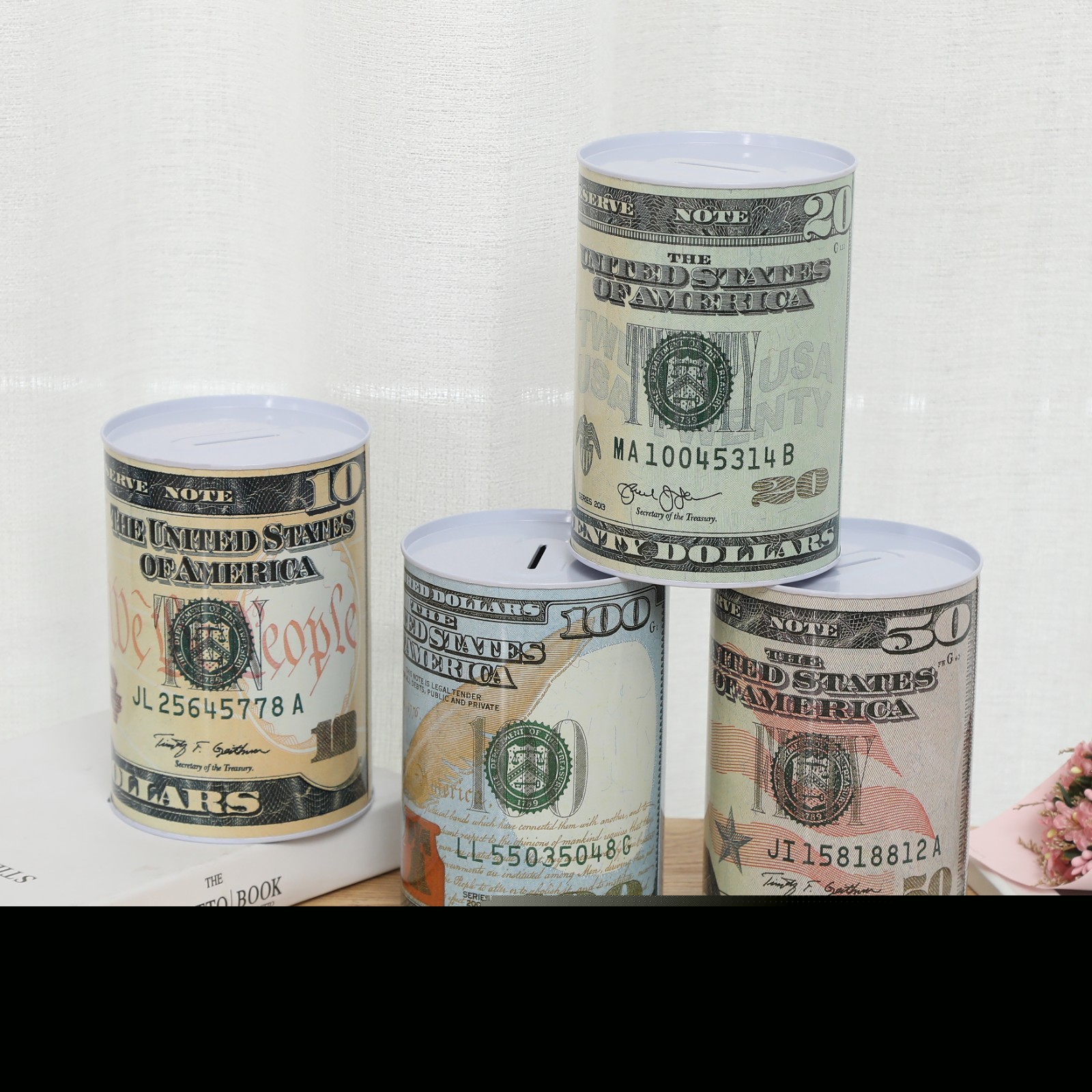 Tinplate Piggy Bank round Cartoon Creative Coin Savings Bank Metal Tin Cans Customized Wholesale