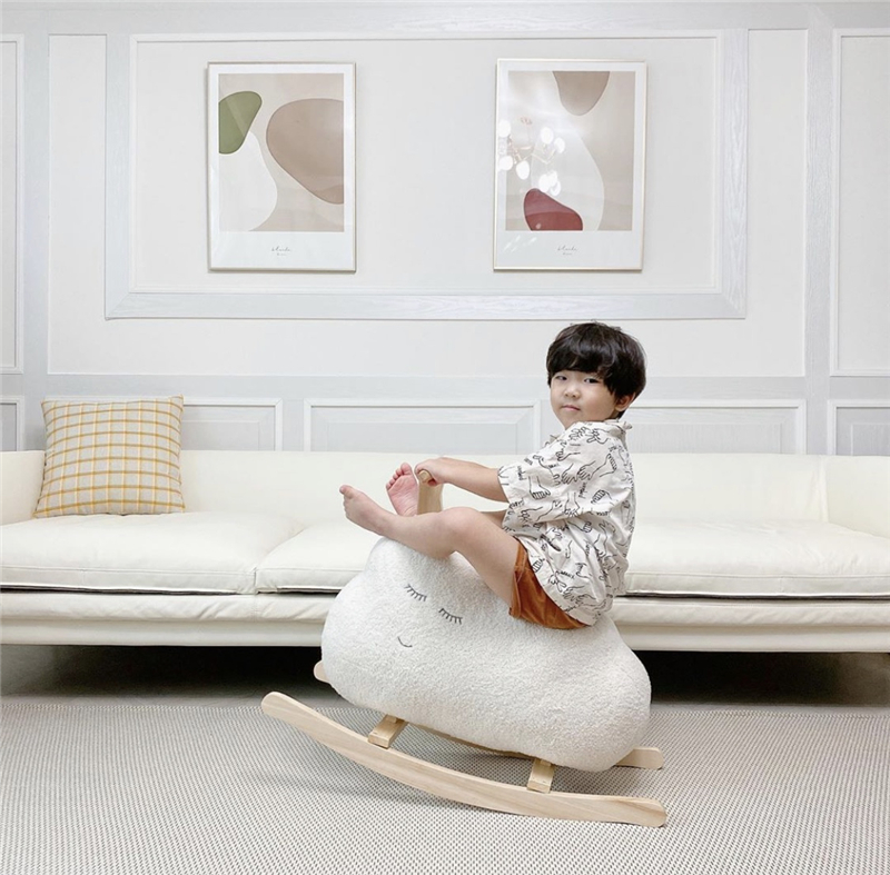 Korean Ins Children's Toy Trojan Baby Rocking Horse Solid Wood Adult Sitting Trojan