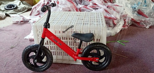 12-Inch Balance Bike (for Kids) Pedal-Free Two-Wheel Bicycle Scooter Scooter Baby Kid Toy Luge