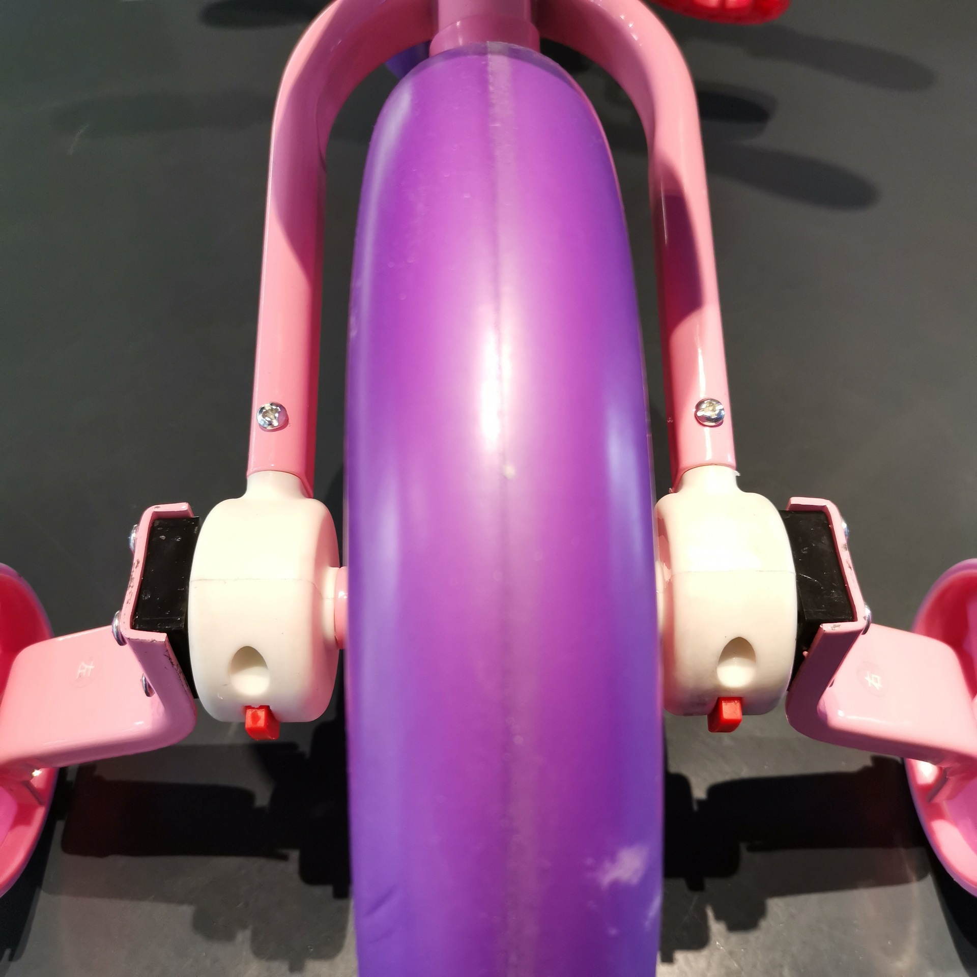 Mom Mia Three-in-One Balance Car Children's Self-Scooter 1-3-6 No Pedal Kids Balance Bike One Piece Baby Bike