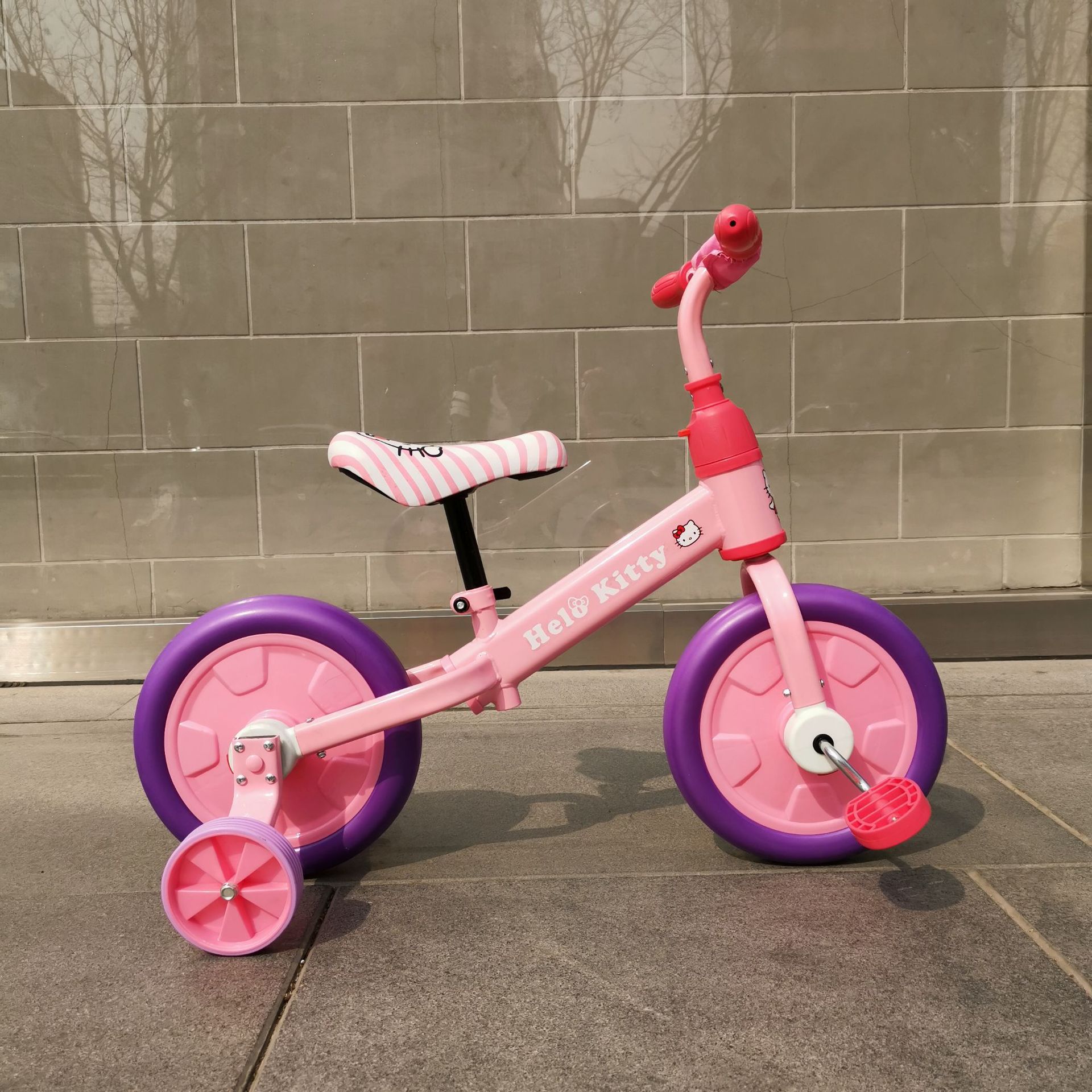 Mom Mia Three-in-One Balance Car Children's Self-Scooter 1-3-6 No Pedal Kids Balance Bike One Piece Baby Bike