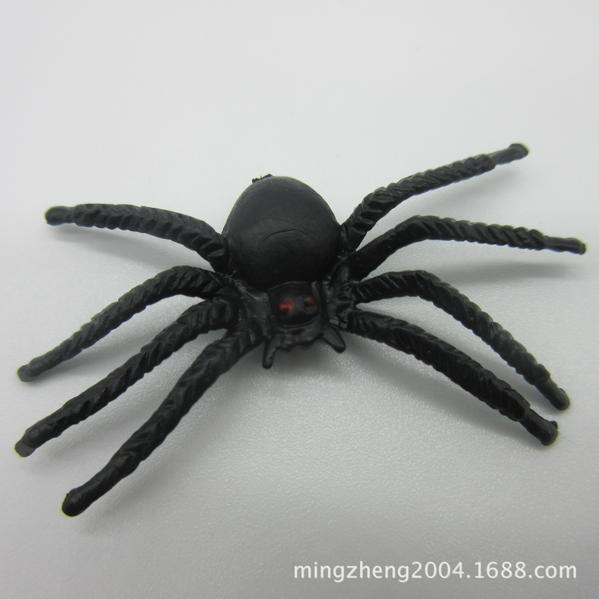 Fake spider halloween spider plastic spider 12 styles can be mixed amazon cross-border toys