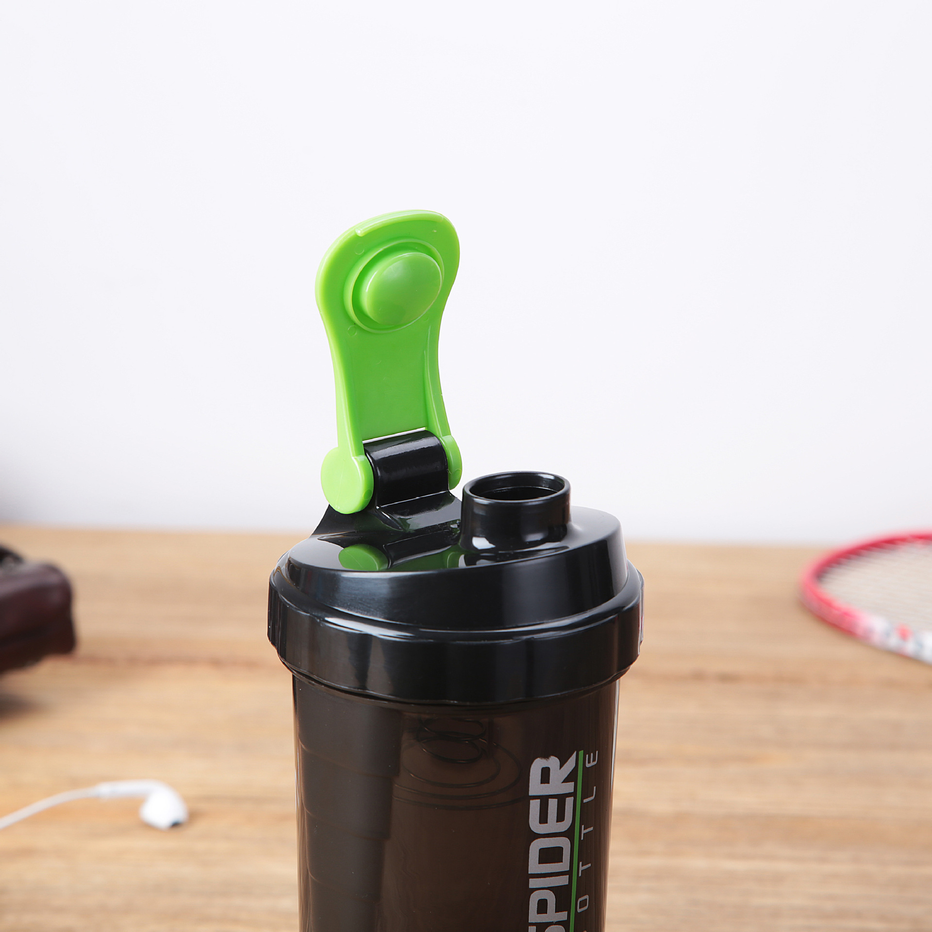 Spider Fitness Exercise Shake Cup Food Grade Double-Layer Plastic Cup Dried Egg White Three-Section Shake Cup
