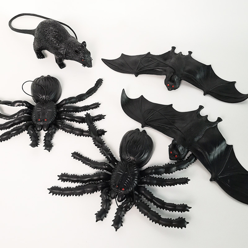 Christmas bat decoration bar KTV atmosphere layout props Plastic small animals Hanging Hanging Pieces Spider mice Christmas bat decoration bar KTV atmosphere layout props Plastic small animals Hanging Hanging Pieces Spider mice